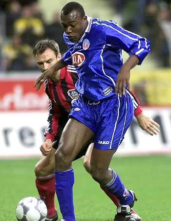 他在一次角 他在一次角